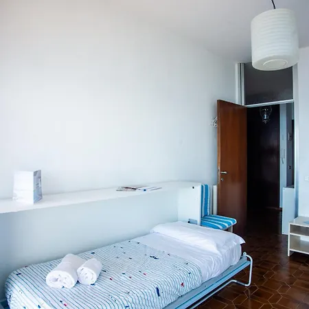Apartment Sole Surf E Relax, Sea-view Balcony - Happy